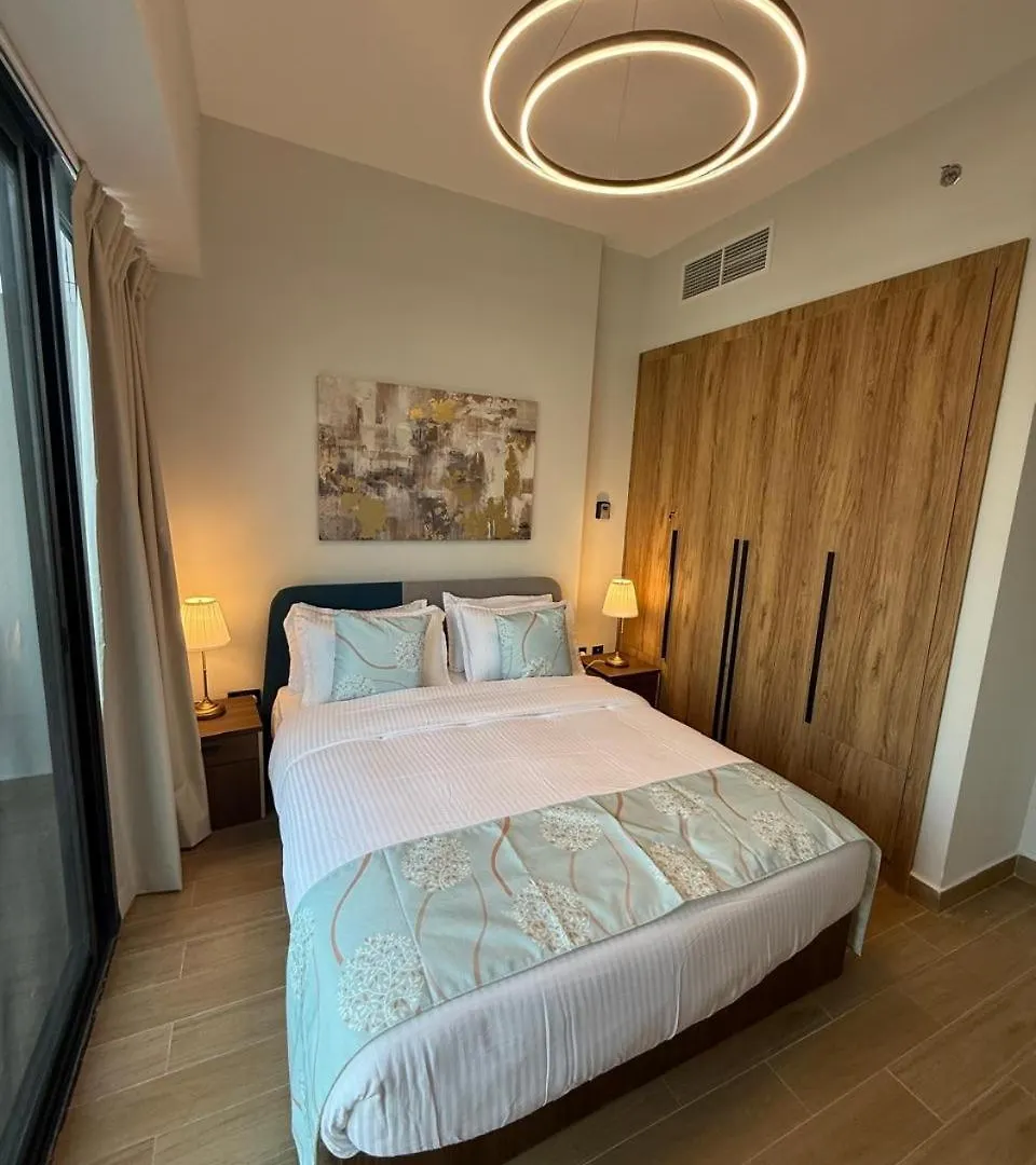 Modern 3Br Duplex Near Cleveland & Galleria Mall Abu Dhabi
