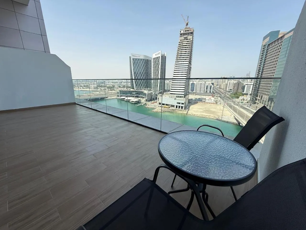 Modern 3Br Duplex Near Cleveland & Galleria Mall Abou Dabi 0*,  Émirats arabes unis